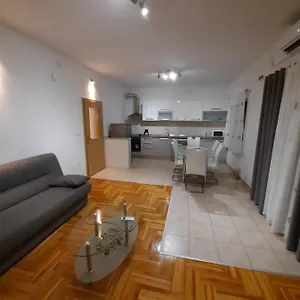 Duje & Dragana Apartmán